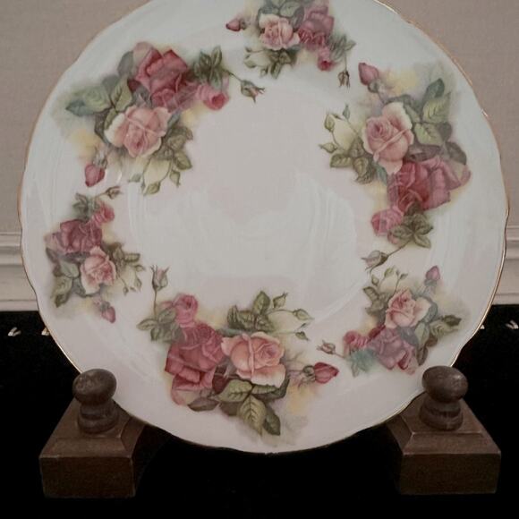 Vintage Tuscan Victoria rose patterned open sugar bowl, creamer, dessert plates - Picture 2 of 10